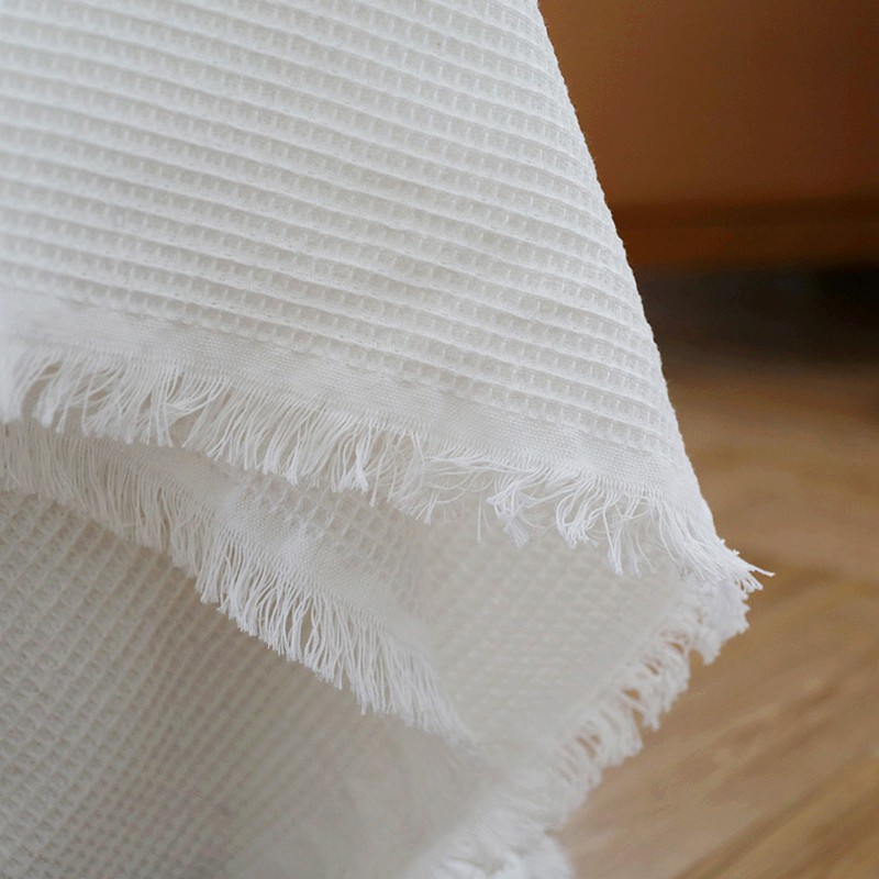 Chăn phủ ghế sofa màu trơn phối tua rua phong cách bắc âu trang trí nội thất
