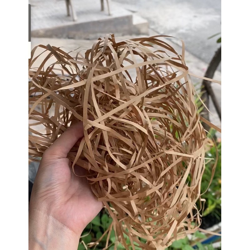 Giấy rối, giấy vụn, giấy rơm lót giỏ quà [ bịch 1 kg ]