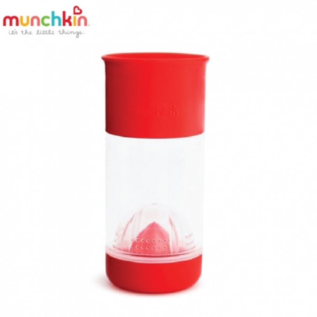 Cốc 360 độ Munchkin chống đổ, có ngăn ép trái cây