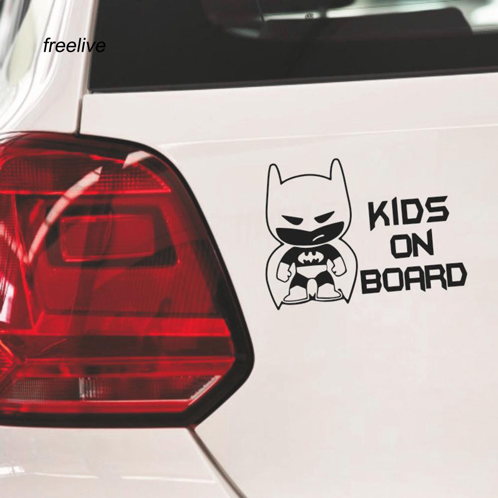 Sticker phản quang dán xe hơi hình Batman ngộ nghĩnh có chữ KIDS ON BOARD tiện dụng