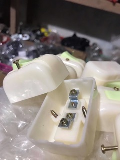 Công tắc đơn tường vinakip