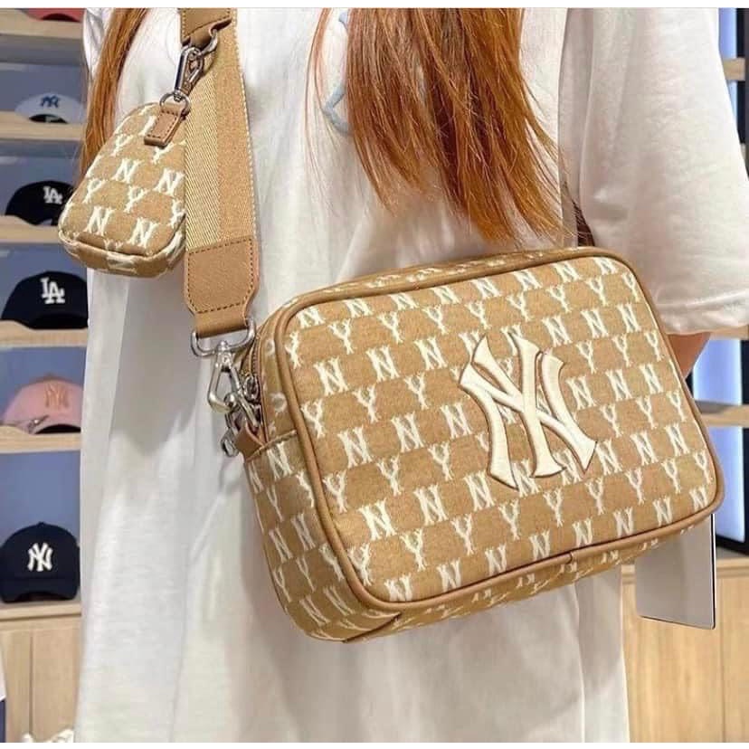 Túi Đeo Chéo MLB Monogram Jacquard New York Yankees - Túi xách đeo chéo MLB nam nữ chính hãng