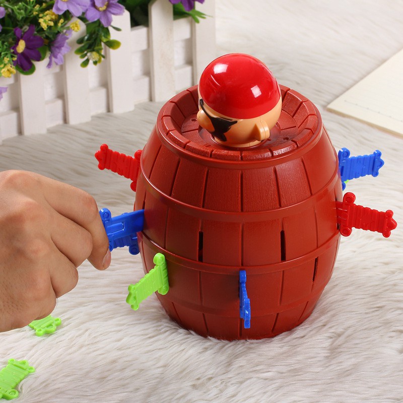 Đồ chơi hải tặc Barrel Pirate - Có 24 kiếm và bàn xoay - Đồ chơi đâm hải tặc vui nhộn cho bé - Hàng loại 1