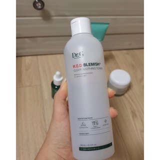 Nước hoa hồng Dr.G R.E.D Blemish Clear Soothing Toner