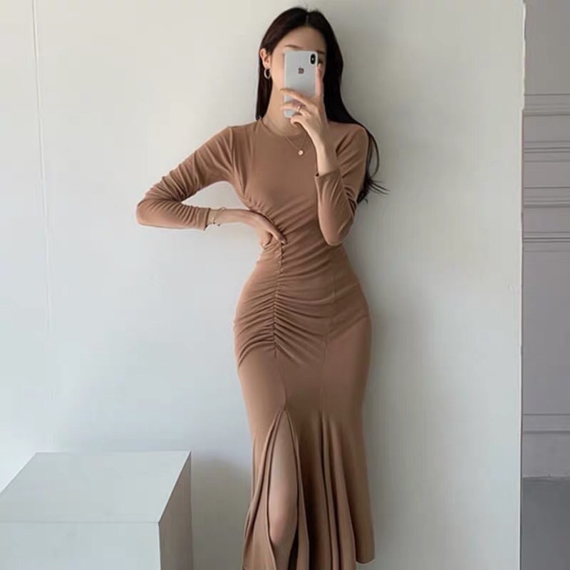 Váy body dài tay đuôi cá xẻ trước sang chảnh