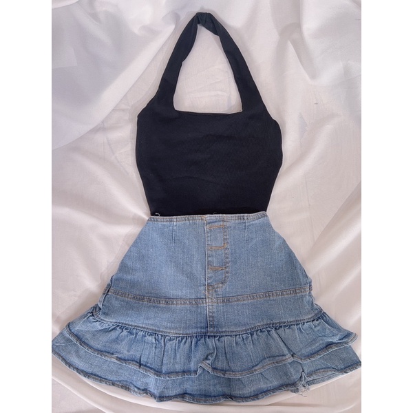 Set áo yếm tròng cổ và chân váy jean tầng phối nút alohashop91