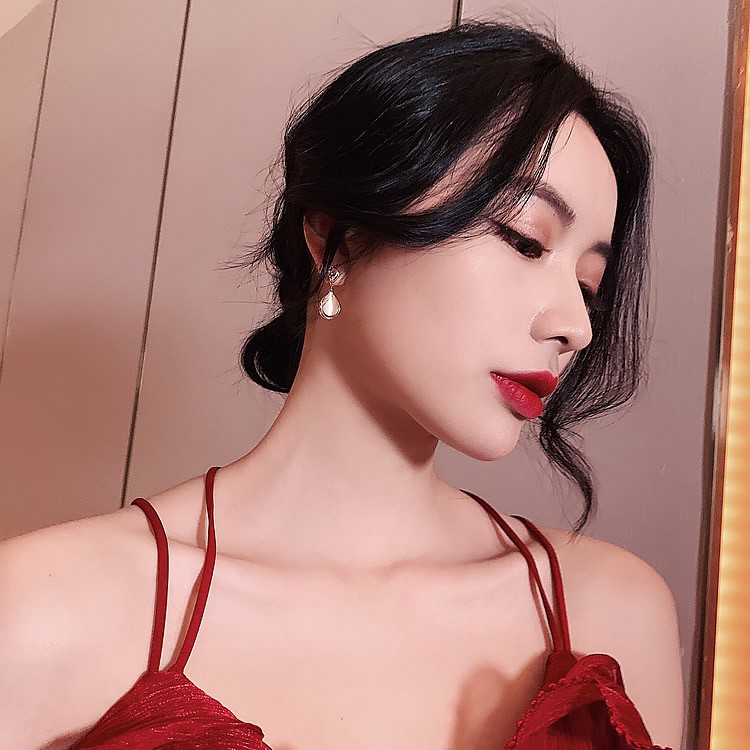 Bông Tai Đính Đá Sang Trọng Cho Nữ / Khuyên tai