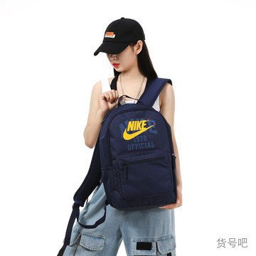 Balo nam nữ NIKE, thiết kế nổi bật với logo Nike sắc vàng in tràn, chất liệu vải polyester siêu xịn