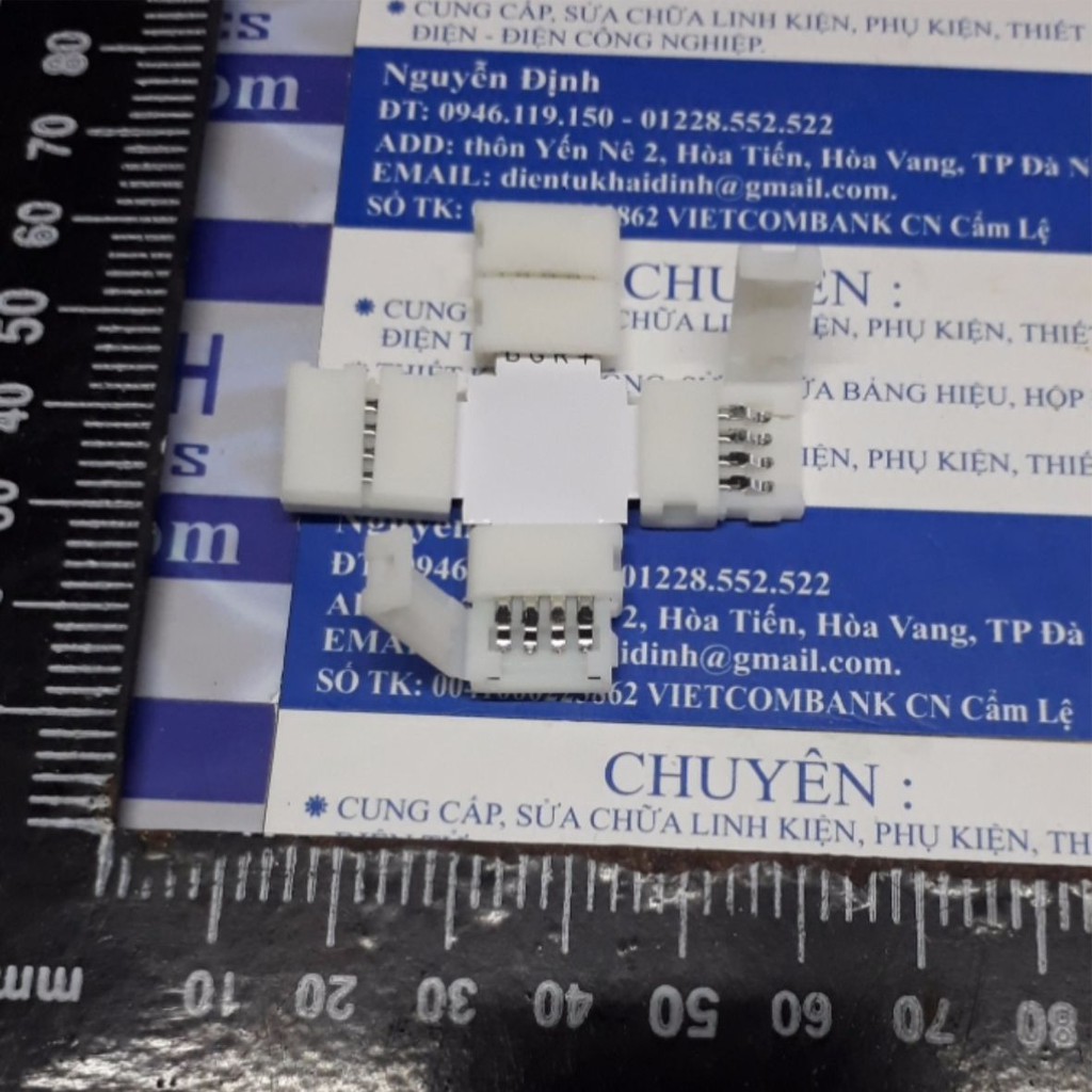 3 cái đầu nhựa chia dây LED RGB 4 đường, dấu cộng kde4704