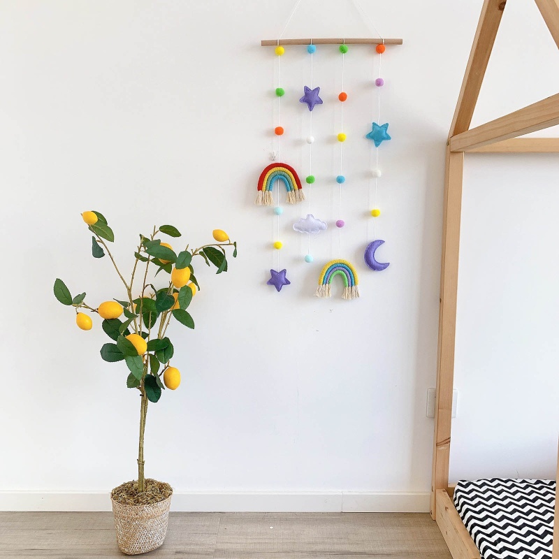 Giá Đỡ Trưng Bày Ảnh Treo Tường Kèm Bóng Lông Màu Cầu Vồng Độc Đáo Trang Trí Nhà Cửa