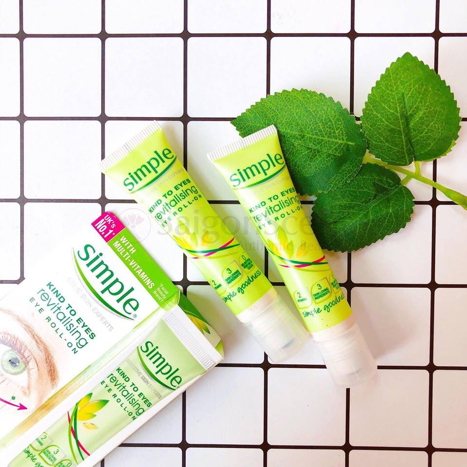 Lăn dưỡng mắt Simple - Simple Revitalising Eye Roll On 15ml | BigBuy360 - bigbuy360.vn