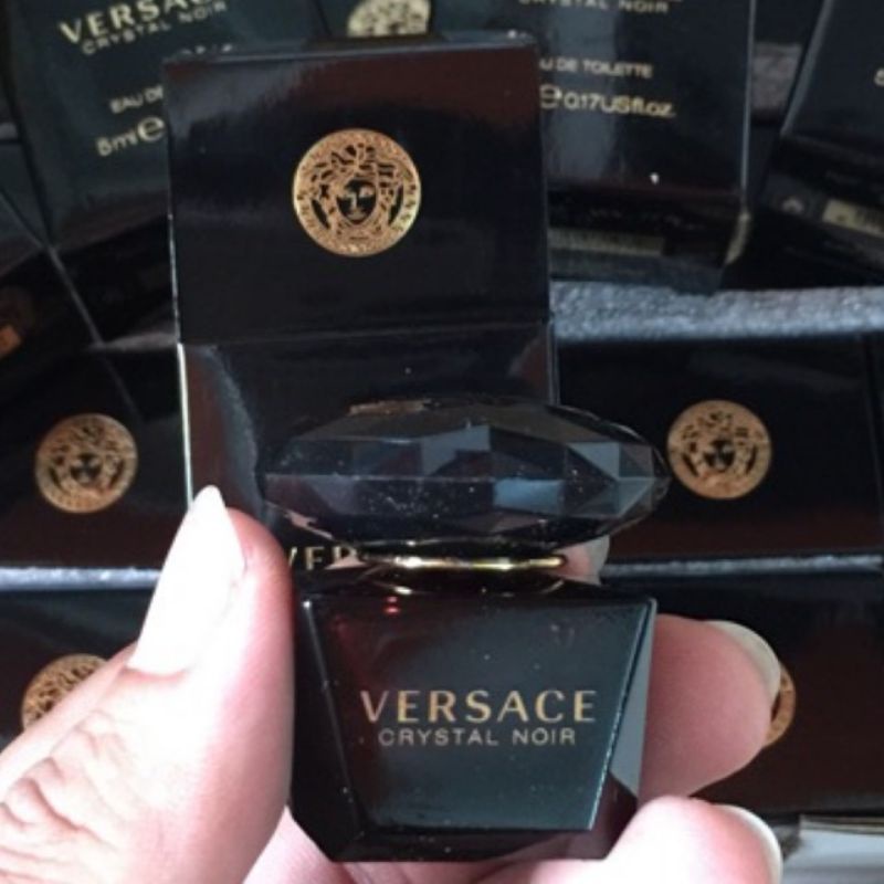 Nước hoa mini VERSACE CRYSTAL NOIR EDT 5ML