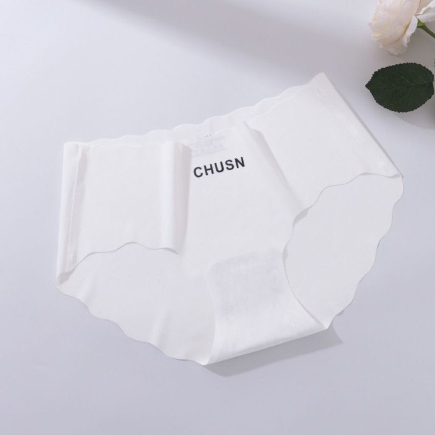 Quần lót nữ, quần lót đúc su thun lạnh không đường may in chữ mặc mát và thoải mái Bellar L8977