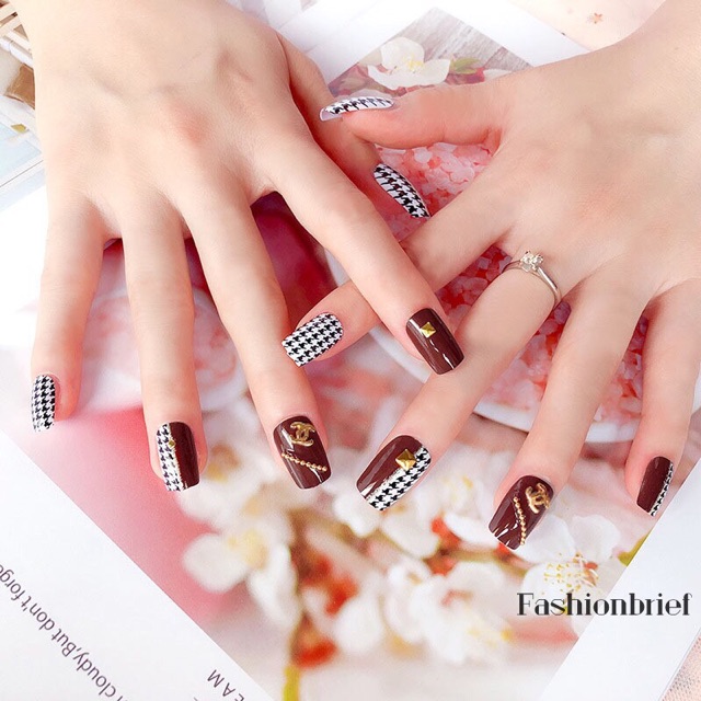Bộ nail 24 móng tay giả tặng kèm keo dán và dũa móng