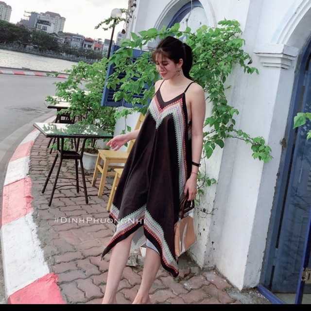 Đầm maxi đi biển