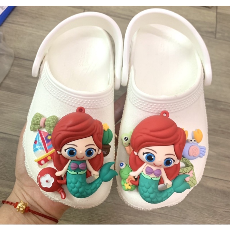 Dép Crocs chính hãng mĩx charm