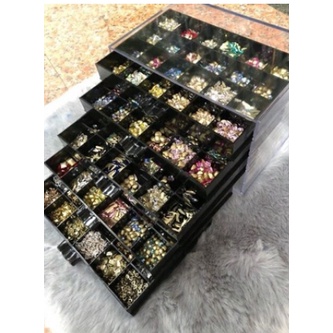 Khay Mica Đựng Charm, Đá 5 Tầng