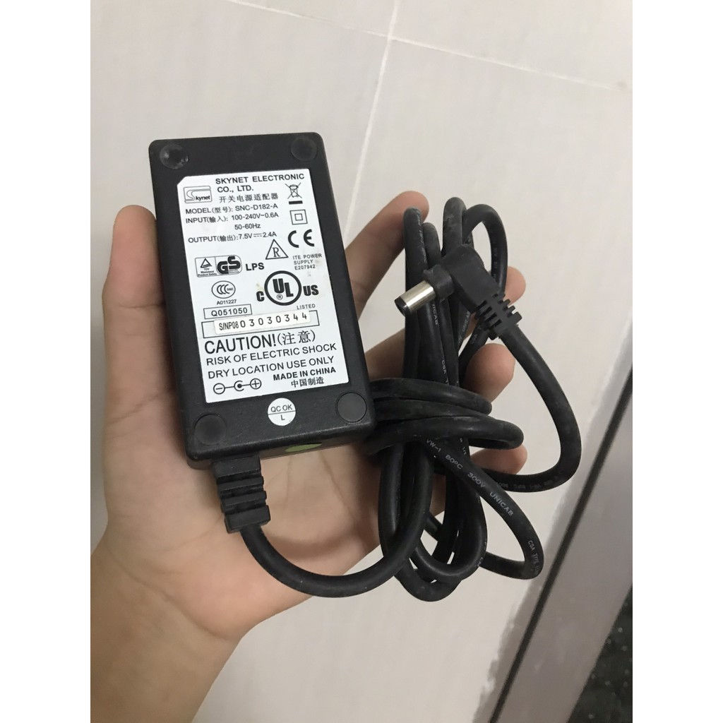 Adapter nguồn Bộ chuyển đổi Skynet SNC-D182-A 7,5V 2,4A cho Hypercom Pos T4200 M4200  Đầu nối 5.5mmx 2.5mm kèm dây