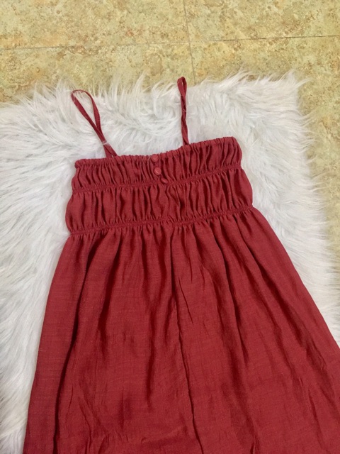 Đầm from rộng xuông chất đũi , bầu bí bon chen thoải mái nha