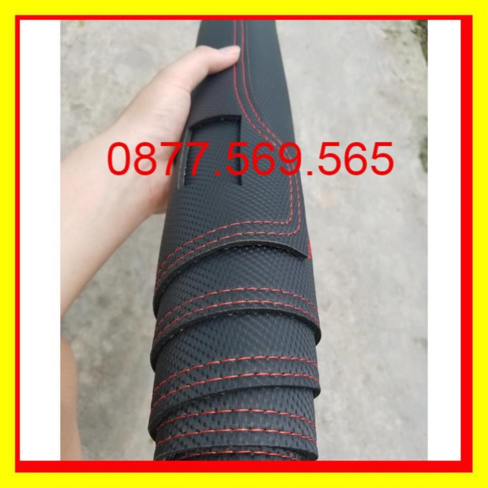 CAO CẤP- THẢM TAPLO TOYOTA INNOVA  (2008-2016)-2017-2018-2019-2020-2021-DA VÂN CARBON-NHUNG LÔNG CỪU