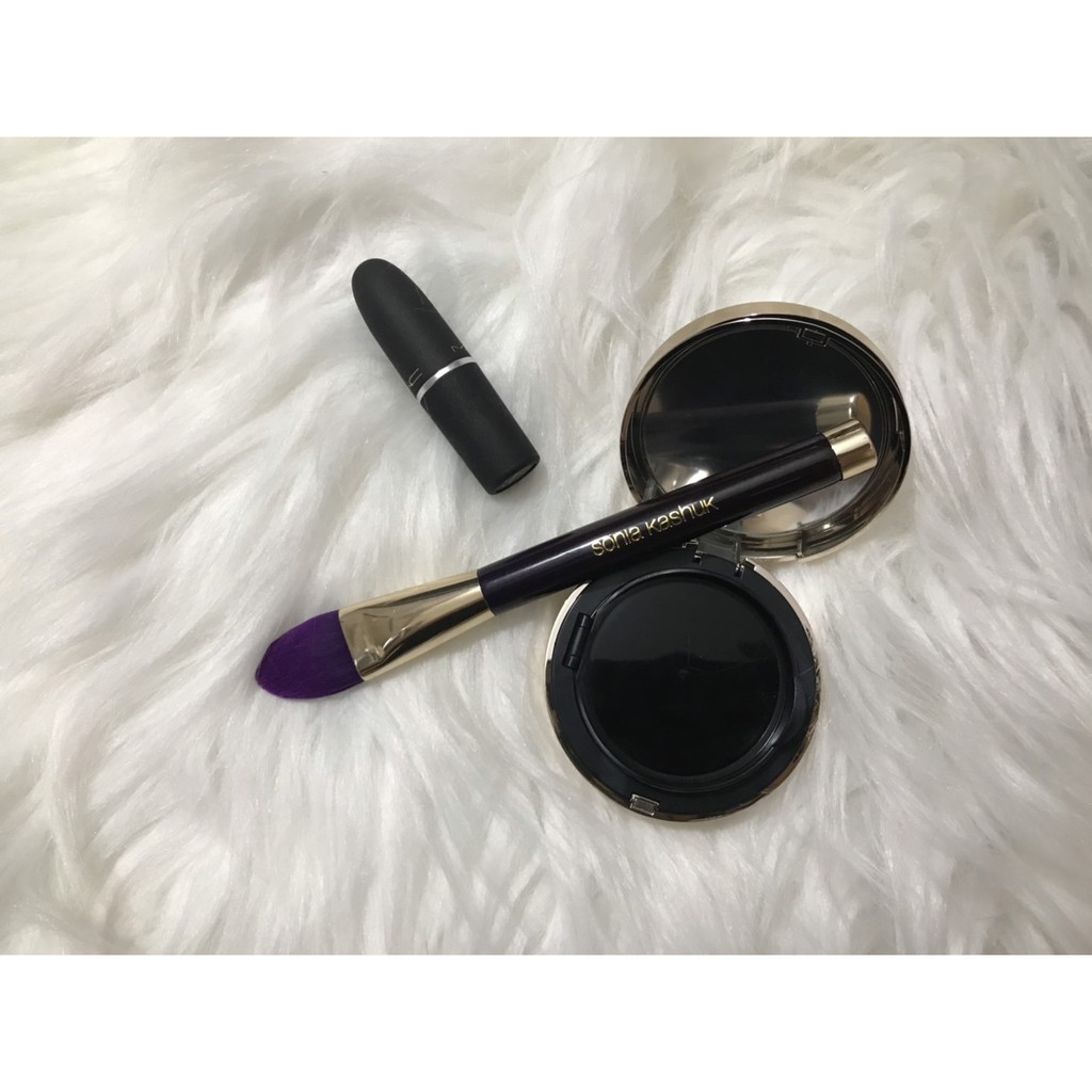 Cọ Trang Điểm Nền Dẹt Sonia Kashuk (Cán Đen Gold)