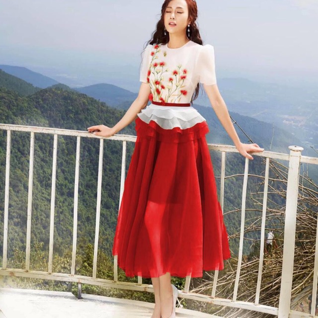 Ảnh và video thật 10000% ! Đầm xoè phối hoa