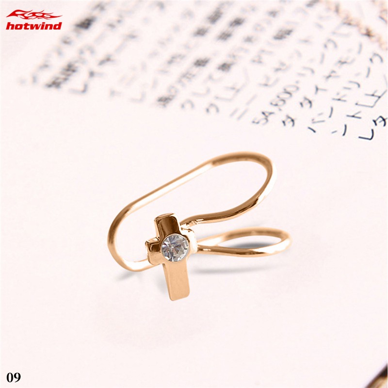 1 Khuyên Tai Chữ U Đính Đá/Ngọc Trai Thời Trang