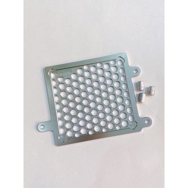Che két CNC mẫu Gh Racing lắp cho xe Vario150, Ab150. Tặng kèm 3con ắc nhôm
