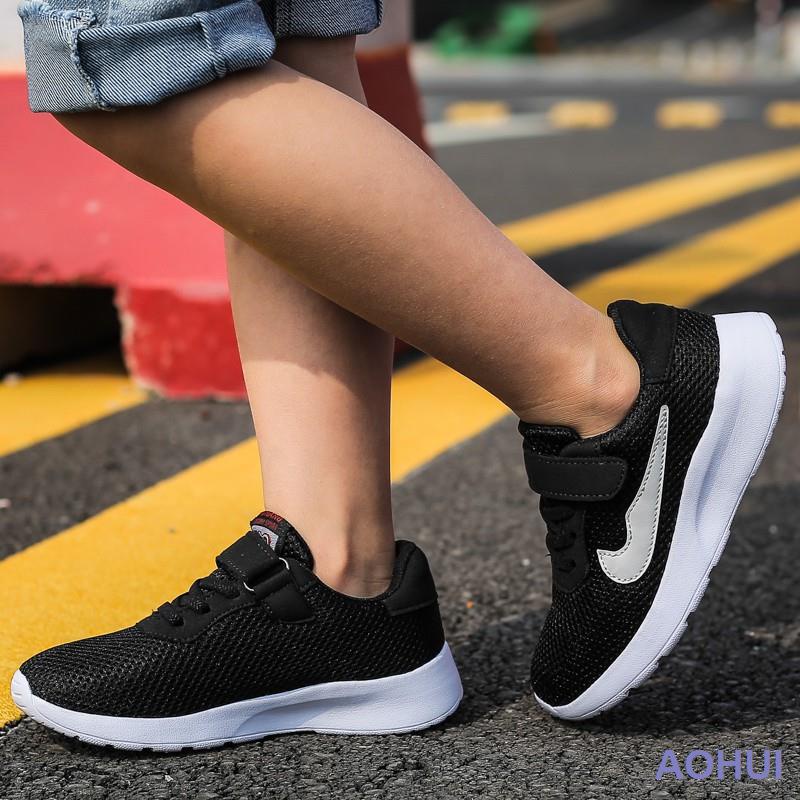 Kho sẵn sàng Giày Thể Thao Lưới Thoáng Khí Cho Bé，Giày chạy bộ trẻ em