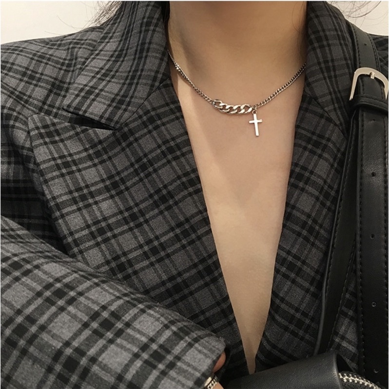 Choker, vòng cổ mẫu hot cực chất, phong cách V-POP