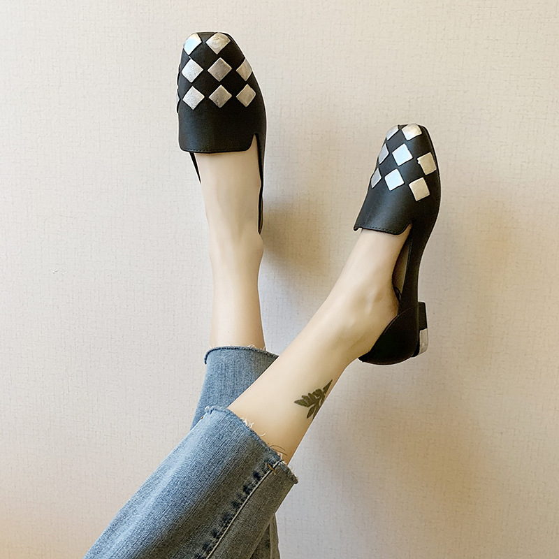 Giày bít trơn thời trang cho nữ