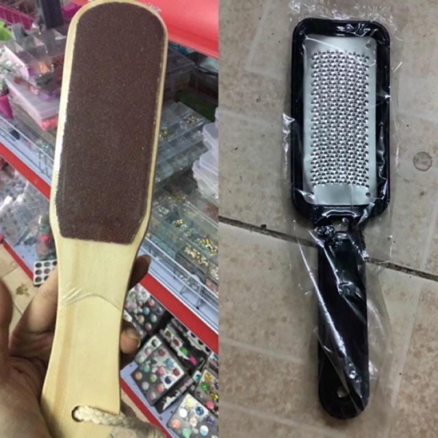Dụng cụ chà gót chân