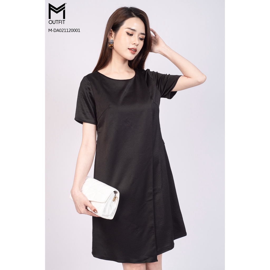 Đầm Suông Tà Lệch kèm thắt lưng MMOutfit M-DA021120001