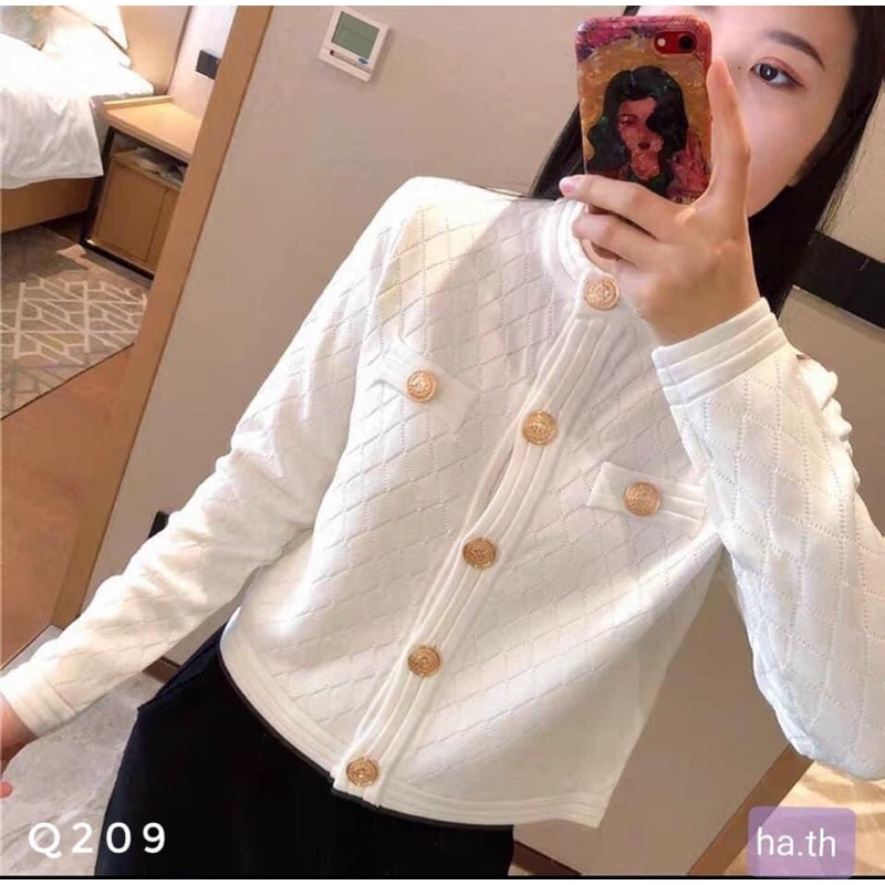 Áo len khuy đồng