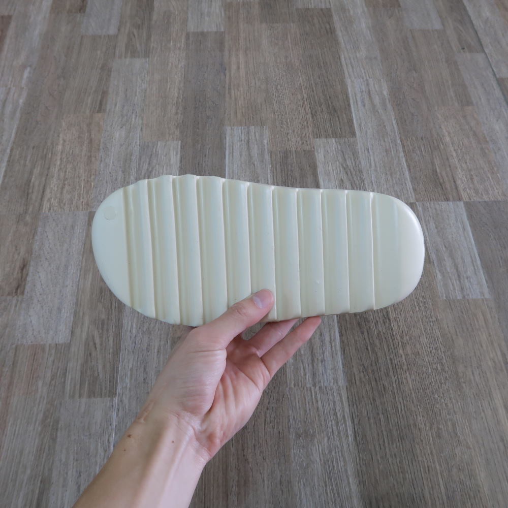 Dép yz slide siêu nhẹ đúc nguyên khối  $$
