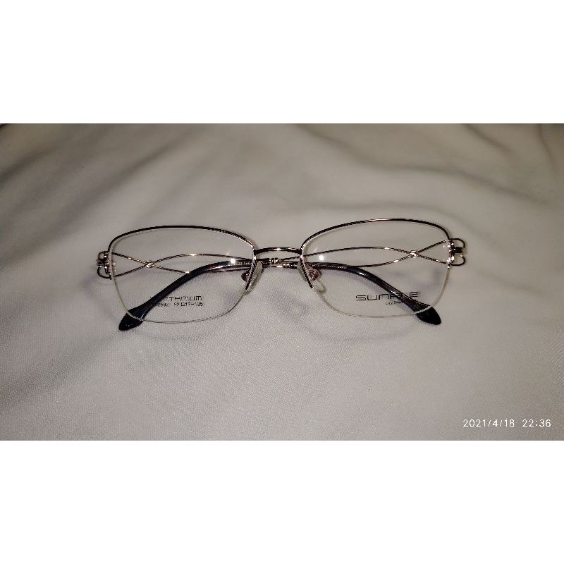 Gọng Cty titanium sunfire đẹp thời trang