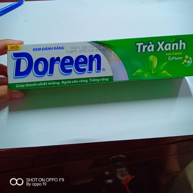 Kem đánh răng Doreen trà xanh 200g