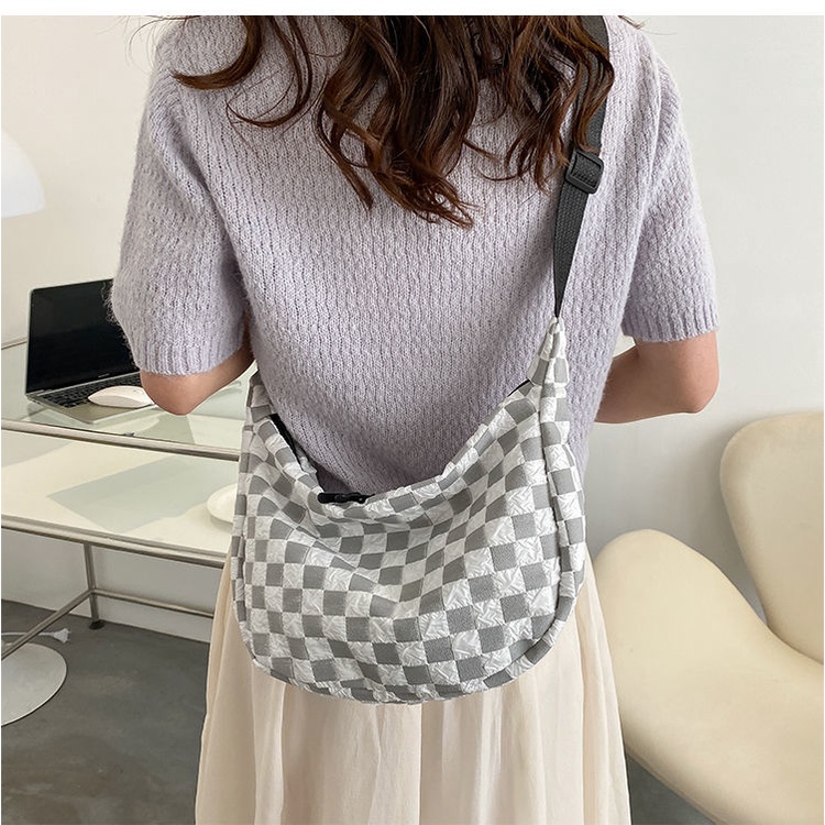 Túi Đeo Vai Thời Trang Mùa Hè Phong Cách Mới 2022 Dễ Phối Đồ Cho Nữ