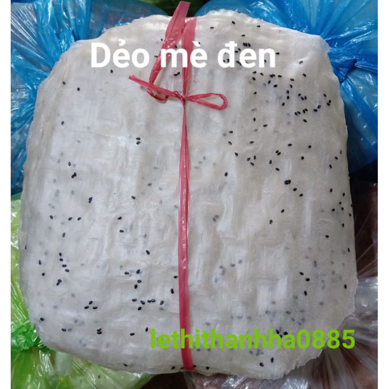 Bánh tráng nhúng nước mè đen - Đặc sản Bình Định
