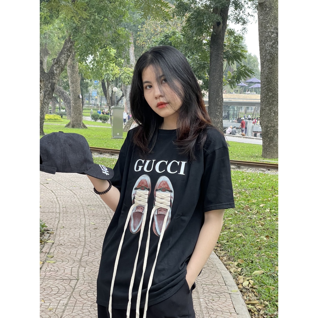 Áo phông nữ họa tiết đôi giày buộc dây thật, Áo thun Gucci Unisex chất cotton mịn thấm hút mồ hôi TTS13 | BigBuy360 - bigbuy360.vn