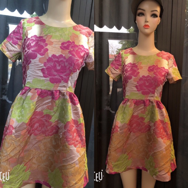 Đầm xoè họa tiết hoa hồng combo