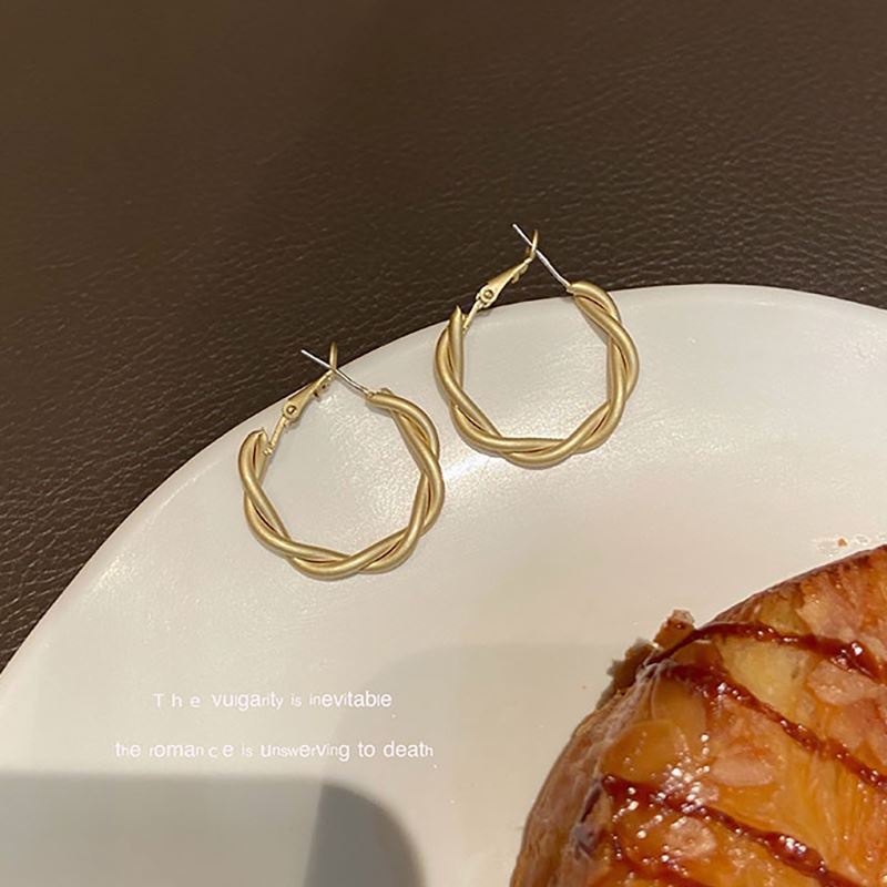 Khuyên tai Pure Cube mạ vàng cá tính độc đáo 2021