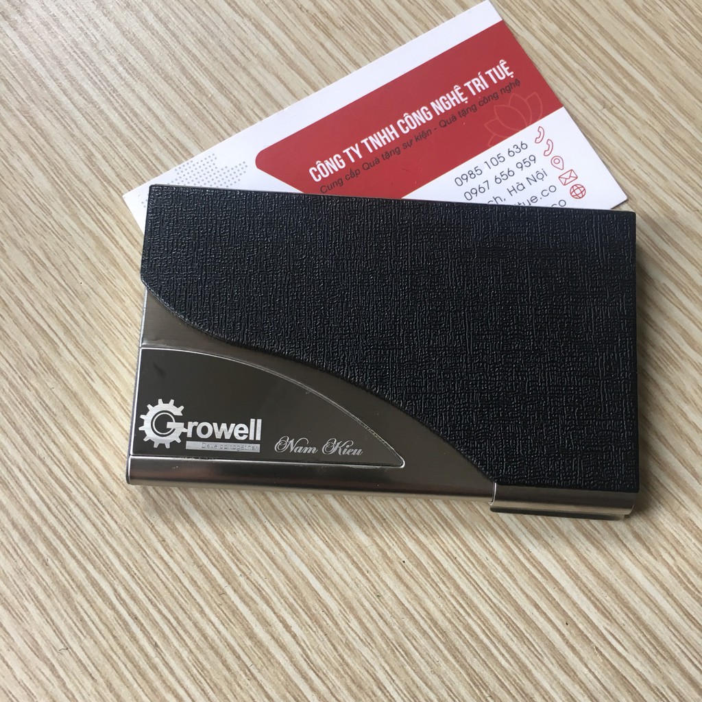 Hộp name card khắc tên thao yêu cầu lấy ngay tại Hà Nội