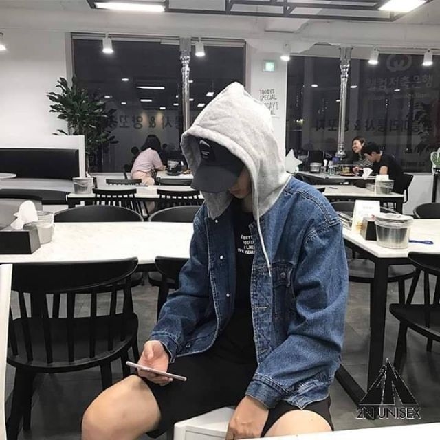 Áo khoác jean nam thêu đen ( M - L -  XL ) siêu cấp . | BigBuy360 - bigbuy360.vn