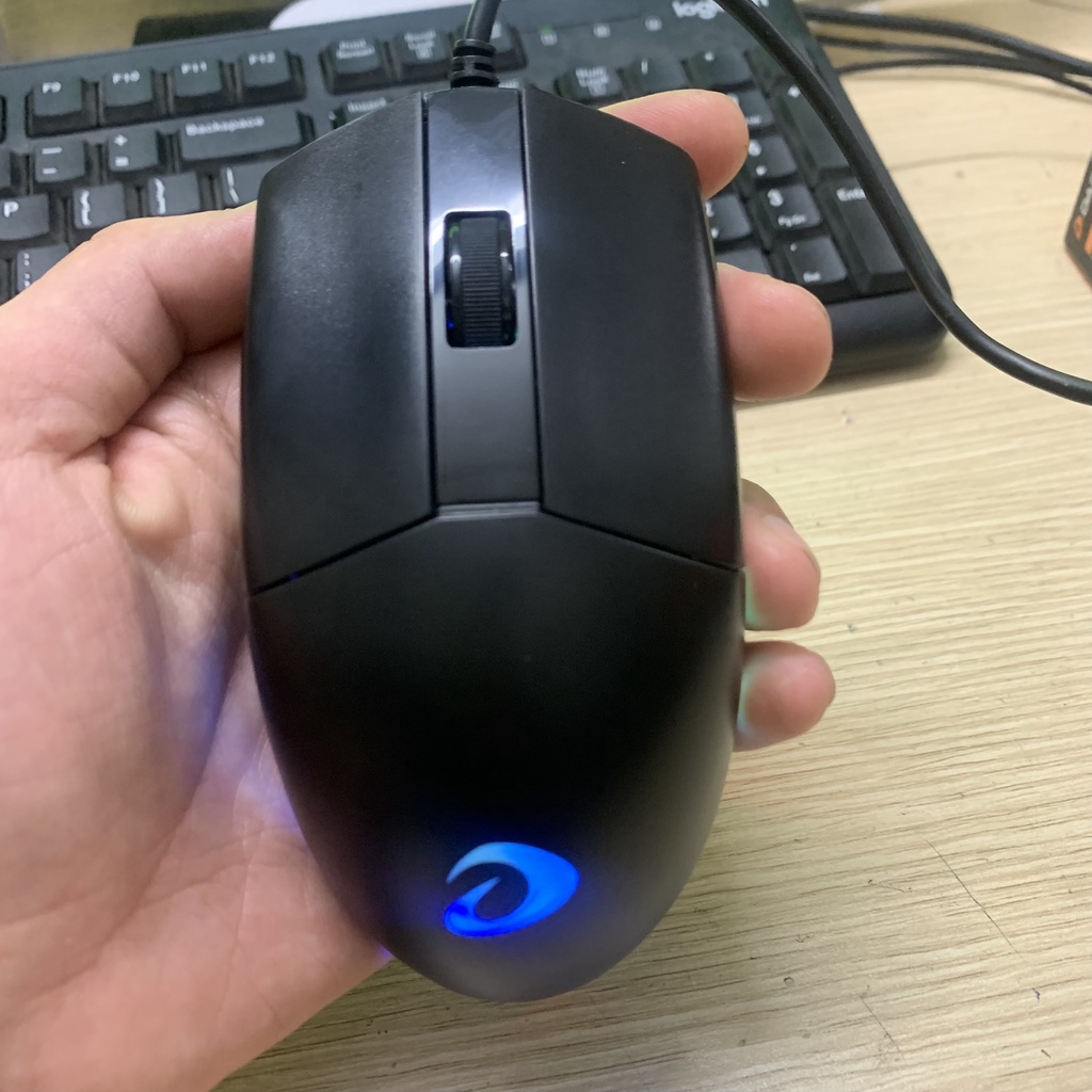 Chuột máy tính có dây Dareu LM103s LED RGB, Hàng chính hãng Full VAT bảo hành 24 tháng