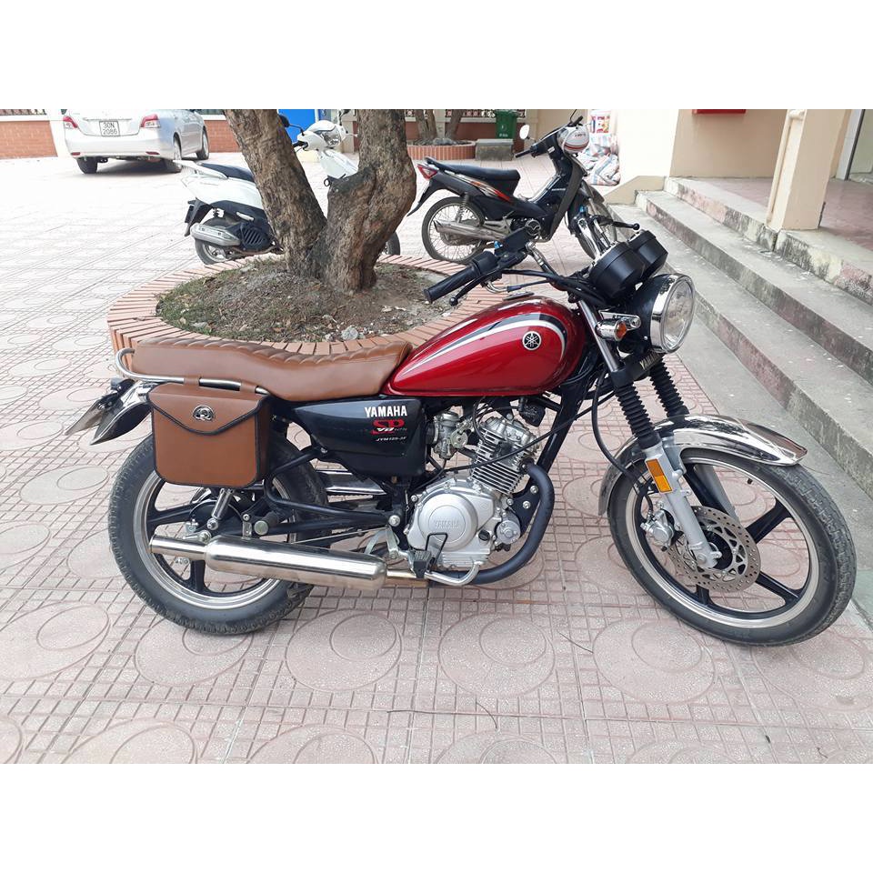 Túi Treo YB 125 Dáng Vuông Khóa Xoay