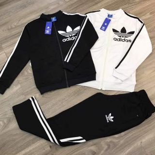 Bộ thể thao kéo khóa adidas
