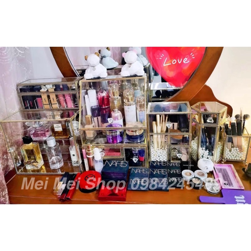 Tủ mỹ phẩm đựng đồ trang điểm Skincare golden