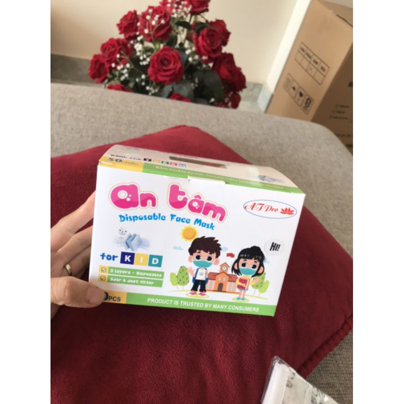 Khẩu trang y tế cho bé 1 hộp 50 cái