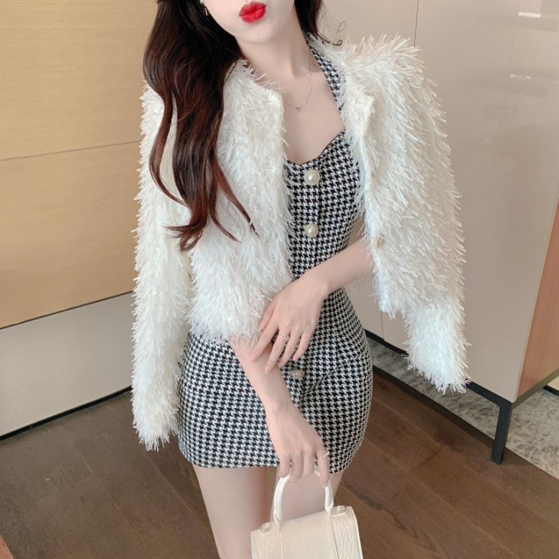 Váy dạ 2 dây dáng ôm +áo khoác len lông thỏ sang chảnh